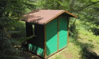 casetta fatta in legno f47f9431